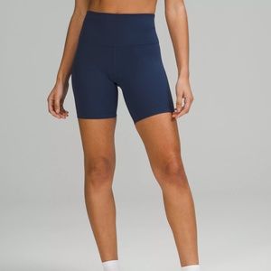 Lululemon Wunder Train High-Rise Short 6”